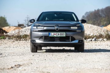 Citroen C4 MHEV-36