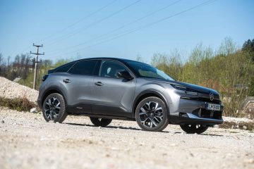 Citroen C4 MHEV-38