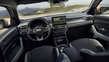 Dacia Duster hybrid-g 150 4X4 (6)