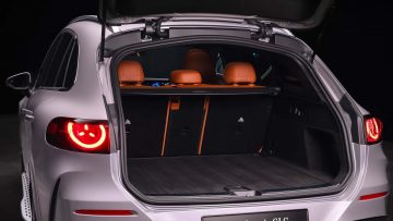 mercedes-glc-eq-2025 (11)