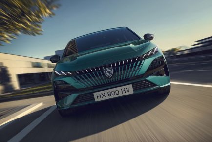 PEUGEOT_E308_2508STYP_200_FR