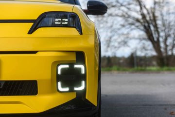 Renault 5 Petka EV-15