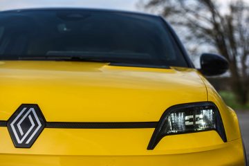 Renault 5 Petka EV-16