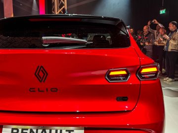 Renault Clio 6-10