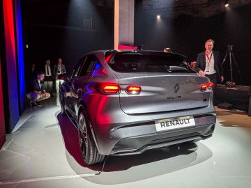 Renault Clio 6-8