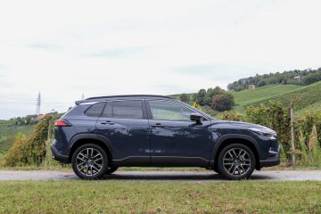Toyota Corolla Cross (17)