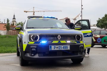 Renault 4 EV (14)