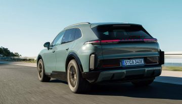 2026-Porsche-Cayenne-Turbo-Elect (7)