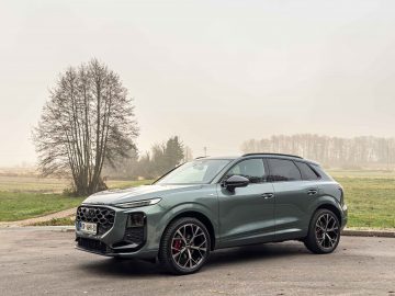 Audi Q3-15