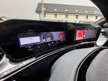 Audi Q3-3