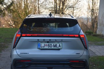 GEELY STARRAY 2.0 AWD 10