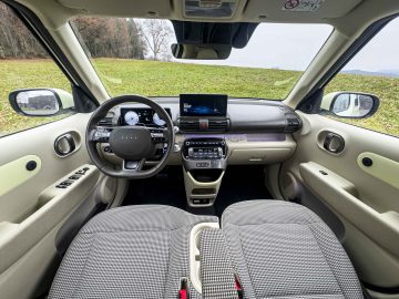 Hyundai Inster-3