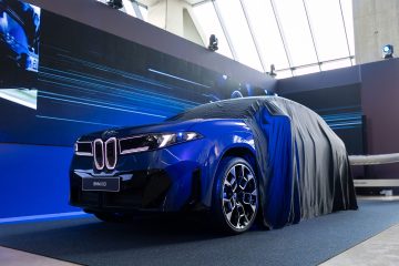 P90627887_highRes_bmw-ix3-01-2026