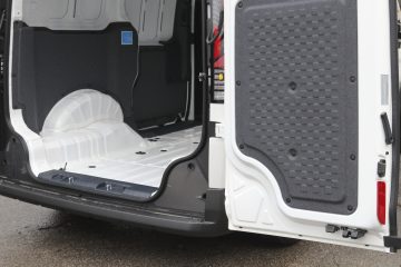 Kia PV5 (20)