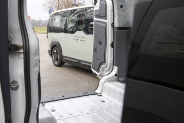 Kia PV5 (21)