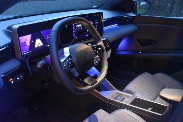 RENAULT 4 E-TECH 23