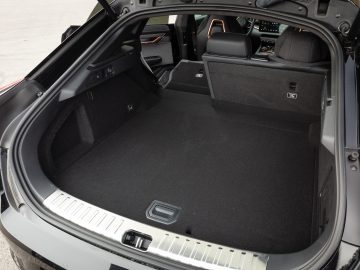 Zeekr_001_Privilege_AWD_32
