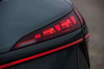 Audi Q3 S-Line 2.0 TDI Quattro-13