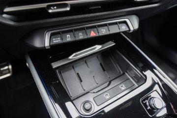 Audi Q3 S-Line 2.0 TDI Quattro-33