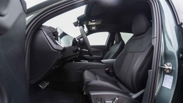 Audi Q3 S-Line 2.0 TDI Quattro-46