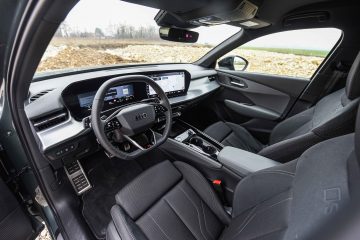 Audi Q3 S-Line 2.0 TDI Quattro-47