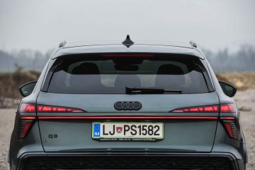 Audi Q3 S-Line 2.0 TDI Quattro-7