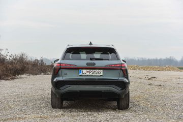 Audi Q3 S-Line 2.0 TDI Quattro-8