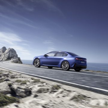 BMW iX_ (11)
