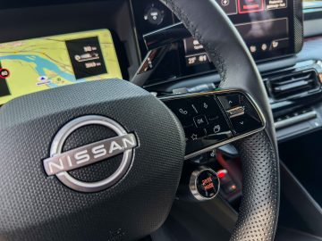 Nissan Micra EV-4