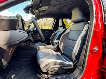 Nissan Micra EV-5
