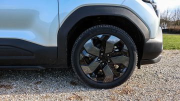 Suzuki e-vitara-23