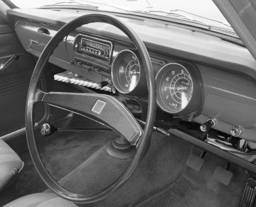 Toyota Corolla_ (4)