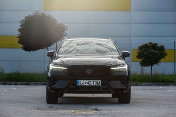 Volvo XC60 T8 Black Edition-2