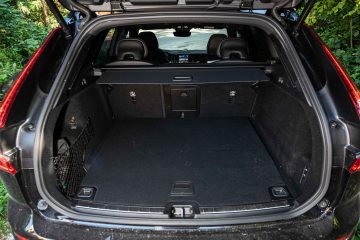 Volvo XC60 T8 Black Edition-27