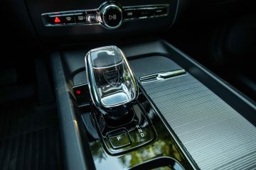 Volvo XC60 T8 Black Edition-32