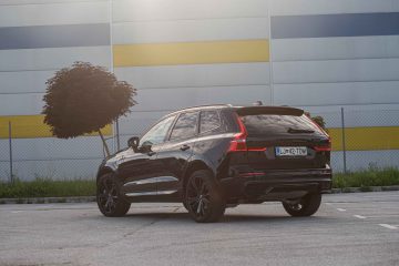 Volvo XC60 T8 Black Edition-9