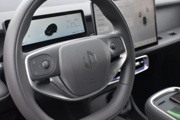 LEAPMOTOR B10 16