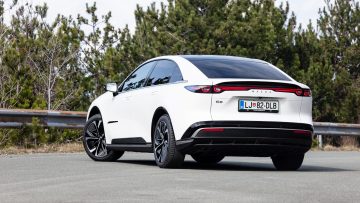 Mazda_6e_245_Long_Range_Takumi_02