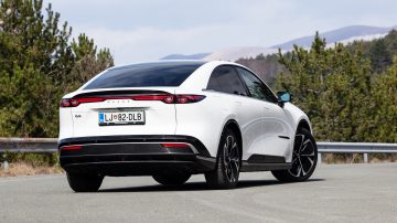 Mazda_6e_245_Long_Range_Takumi_57