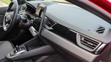 Mitsubishi Grandis MHEV-31