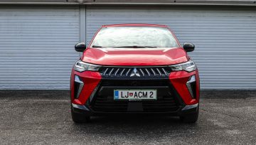 Mitsubishi Grandis MHEV-36
