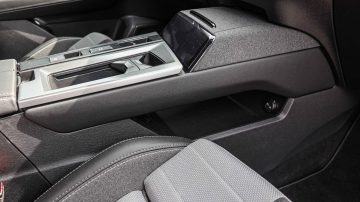 Opel Grandland PHEV-27