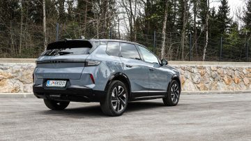 Opel Grandland PHEV-3