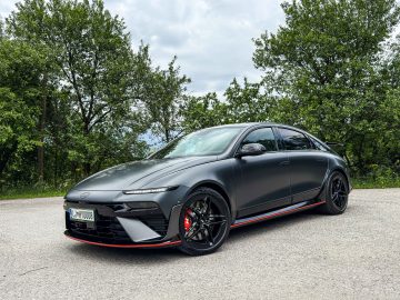 Hyundai Ioniq 6N-16