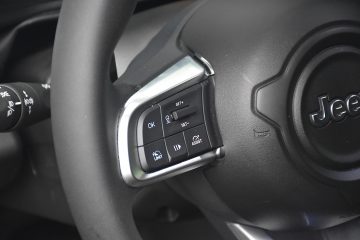 JEEP AVENGER 4Xe 20