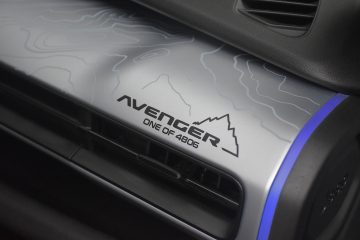 JEEP AVENGER 4Xe 27