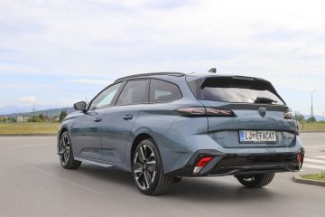 Peugeot 308 2026 (13)