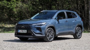 Toyota Corolla Cross GR Sport Hibrid-30