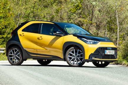 Toyota_Aygo_X_HEV_GR_Sport_001