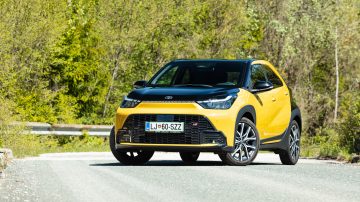 Toyota_Aygo_X_HEV_GR_Sport_01